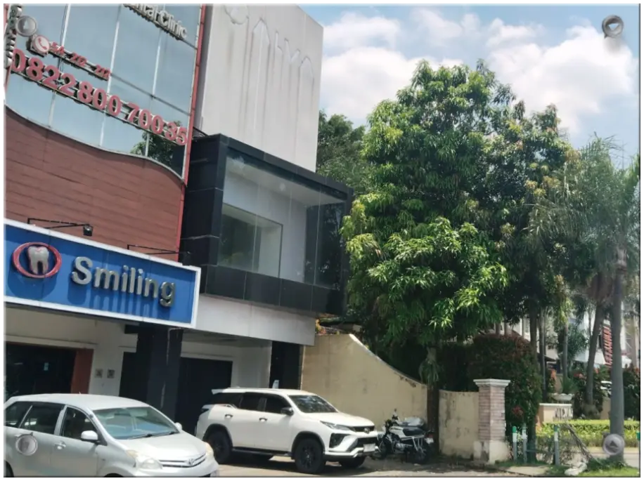 Ruko Alexandrite depan Mall SMS